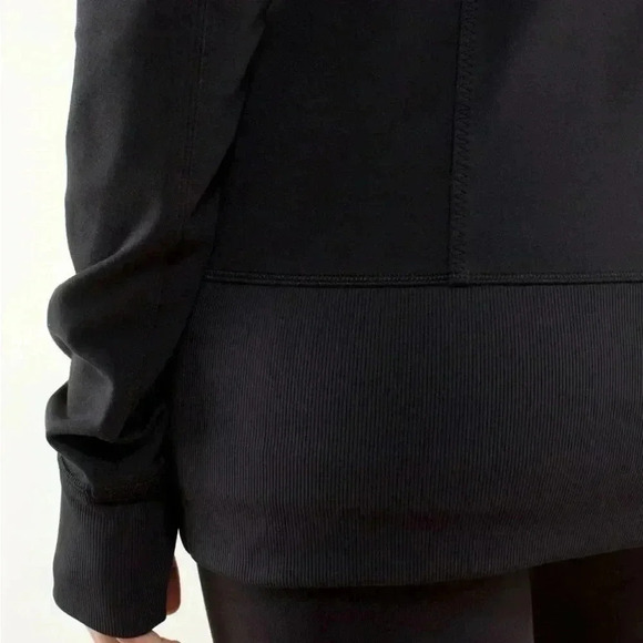 [6]  Lululemon Nice Asana Jacket - Picture 4 of 12